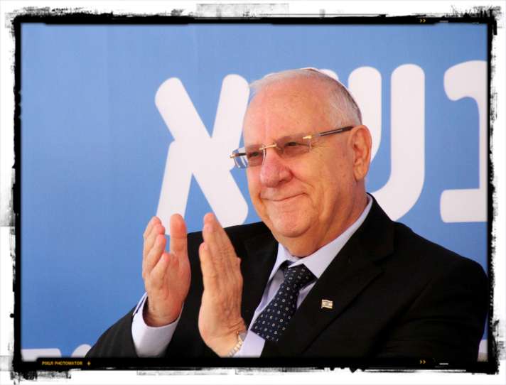 resized_007rivlin